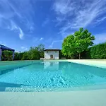别墅 Casale Tiziano By Posarellivillas