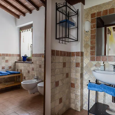 Casale Tiziano By Posarellivillas Villa