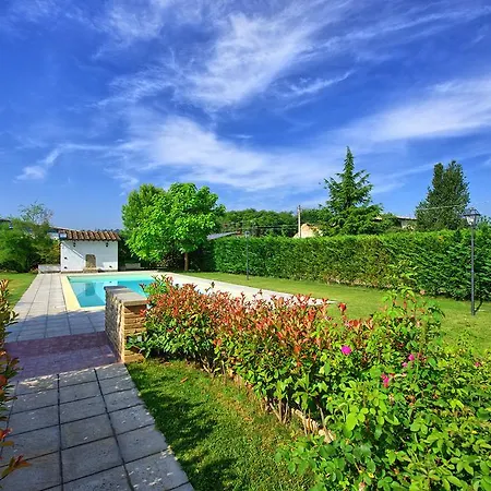 Vila Casale Tiziano By Posarellivillas Citerna