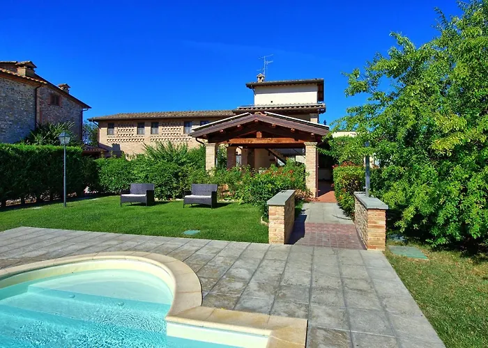 Vila Casale Tiziano By Posarellivillas